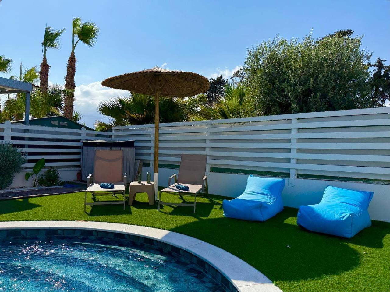 Dream Tropicana - *
